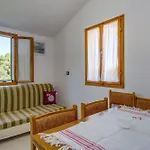 By The Sea Nerezine, Losinj - 2519 Apartman *
